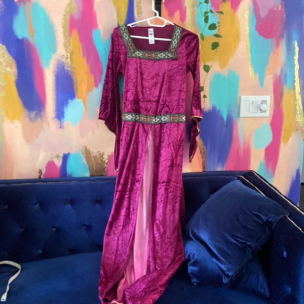 ♥️3 for 15$♥️Ren fair maid Marion dress